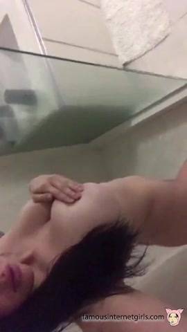 Shelbymarierob nude shower tease xxx premium porn videos on fanspics.com