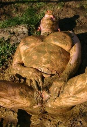 Thick amateur Mary Bitch drinks her own pee while playing in mud like a sow on fanspics.com