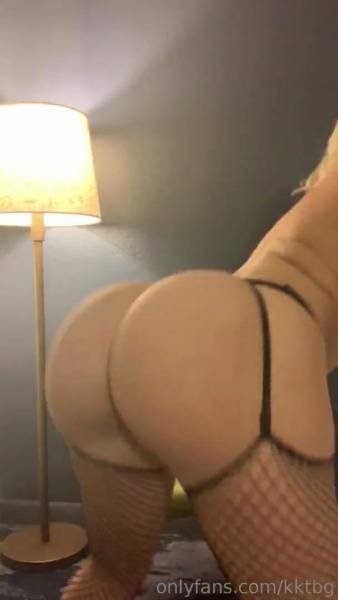 KRISTEN KINDLE Garter Stockings & Lots of booty claps onlyfans porn videos on fanspics.com