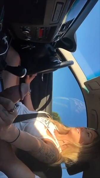 Austin Reign blowjob while driving snapchat premium xxx porn videos on fanspics.com