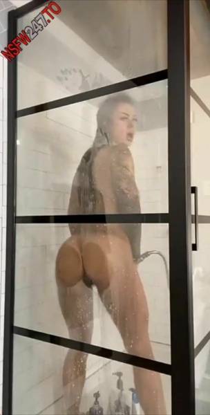 Dakota James Spy on me in the shower! snapchat premium 2020/11/13 porn videos on fanspics.com
