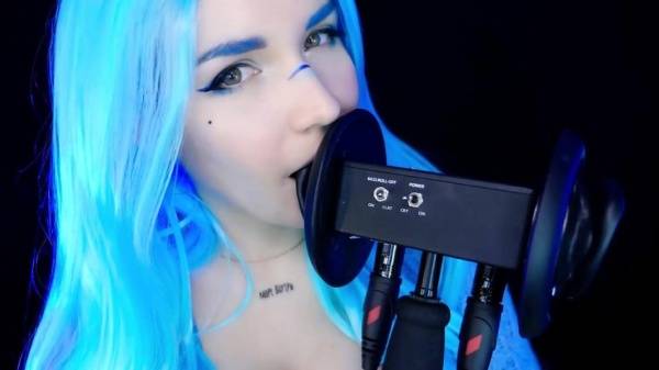 ASMR Kitty Klaw - Licking & Mouth sounds on fanspics.com
