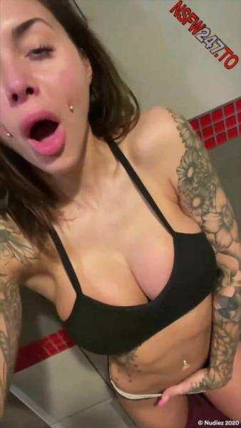 Dakota James pleasure after gym snapchat premium 2021/02/16 porn videos on fanspics.com