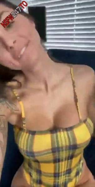 Dakota James tease & little play snapchat premium 2021/01/09 porn videos on fanspics.com