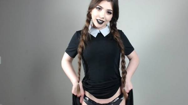 LilCanadianGirl - Horny Goth Wants your Cum on fanspics.com