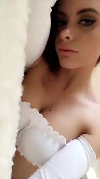 Alisson Parker teasing snapchat premium free xxx porno video on fanspics.com