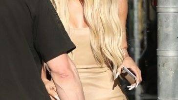 Leggy Khloe Kardashian Runs Out of Jimmy Kimmel Live and Ignores Her Fans on fanspics.com