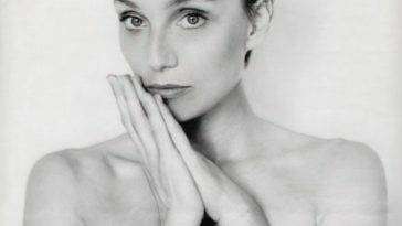 Kristin Scott Thomas Topless & Sexy on fanspics.com