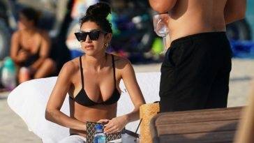 Chantel Jeffries Enjoys a Day on the Beach in Miami on fanspics.com