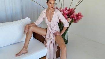 Candice Swanepoel Nude & Sexy on fanspics.com