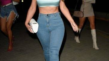 Holly Hagan Flaunts Her Amazing Abs as She Heads to Menagerie on fanspics.com