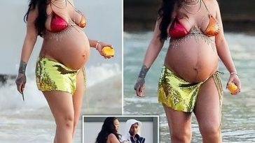Pregnant Rihanna and Her Boyfriend ASAP Rocky Enjoy the Sunset on a Beach in Barbados - Barbados on fanspics.com