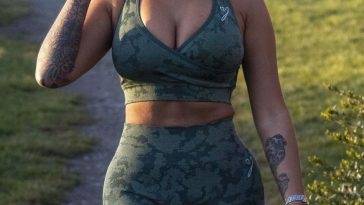 Nikita Jasmine Shows Off Her Ample Cleavage in a Camouflage Exercise Outfit on fanspics.com