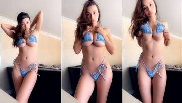 Sophie Mudd Nude Bikini Try On Video  on fanspics.com