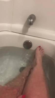 Kayhill bath time foot rub need help who got onlyfans xxx porn on fanspics.com