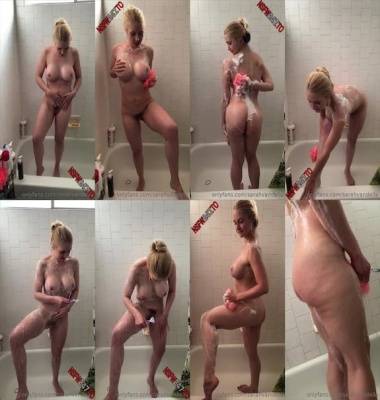 Sarah Vandella - live shower show on fanspics.com