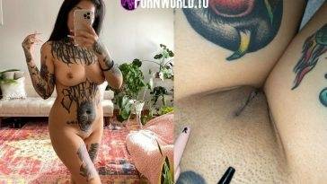 Plantmamiiii shaved tinny pussy only fans  on fanspics.com