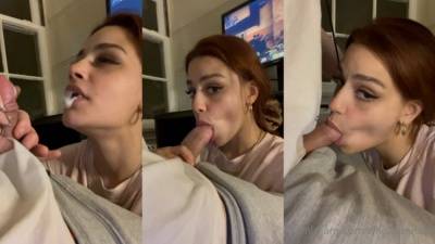 Hannah Jo Blowjob While Gaming Porn Video  on fanspics.com