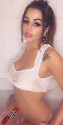 Juli Annee bathtub tease snapchat premium xxx porn videos on fanspics.com