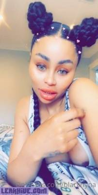 Blac Chyna Sexy Swimsuit Selfie Onlyfans Video Leaked on fanspics.com