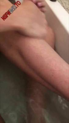 Paige Turnah Priya shaved my legs in the bath porn videos on fanspics.com