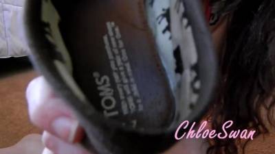 Dirty shoe lover chloeswan smell fetish foot smelling & boot worship 7:20 XXX porn videos on fanspics.com