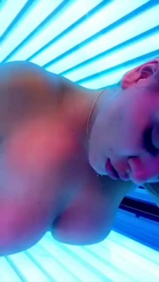 Badd Angel tanning teasing snapchat premium xxx porn videos on fanspics.com