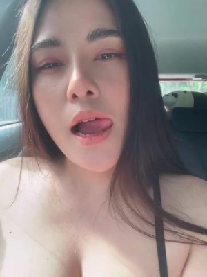 ASMR Wan - Touching my boobs in the car while moving on fanspics.com