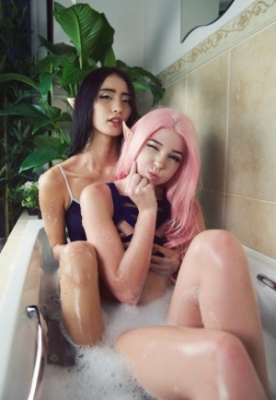 Belle Delphine Nude Bath Photoshoot Leaked on fanspics.com