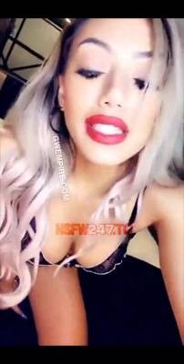 Gwen Singer masturbating show snapchat premium xxx porn videos on fanspics.com