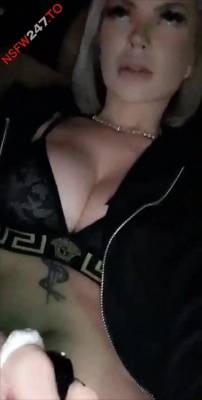 Layna Boo dildo masturbating in car snapchat premium xxx porn videos on fanspics.com