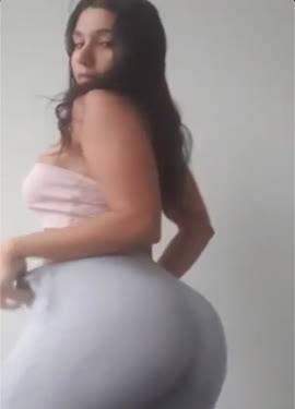 Latina girl got serious ass on fanspics.com