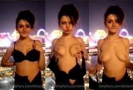 Lilmochidoll Nude Striptease Video  on fanspics.com