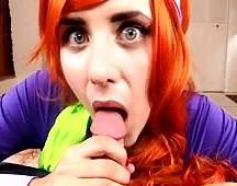 Daphne Sucks Cock For Clues on fanspics.com