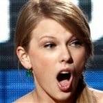 Taylor Swift's Shocking Oral Sex Pic on fanspics.com