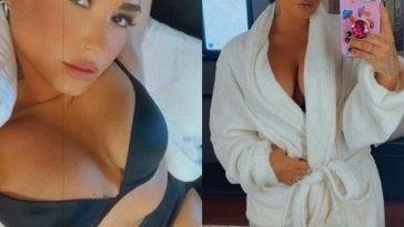 Demi Lovato Shows Off Her Tits on fanspics.com