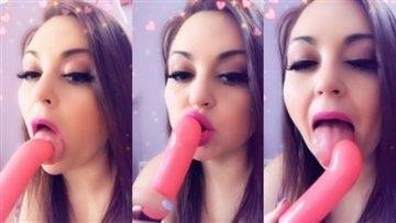 Alexa Vin Nude Dildo Sucking Porn Video  on fanspics.com