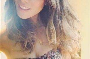 Kate Beckinsale Brazen Bikini Selfies on fanspics.com