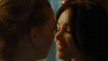 Megan Fox Lesbian Kiss From Movie "Jennifer's Body" on fanspics.com