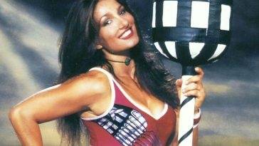 Diane Youdale Sexy Collection on fanspics.com