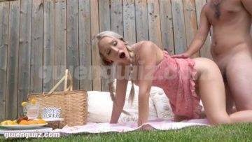 Gwen Gwiz Nude Summer Garden Picnic Sextape Fucking Video  on fanspics.com