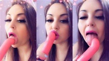 Alexa Vin  Dildo Sucking Nude Video  on fanspics.com