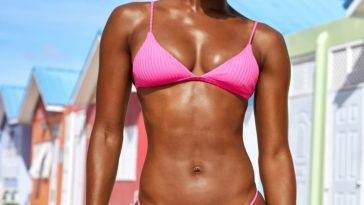 Tanaye White Sexy – Sports Illustrated Swimsuit 2022 on fanspics.com