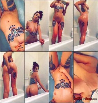 Riae Suicide bath teasing snapchat premium 10/05 on fanspics.com