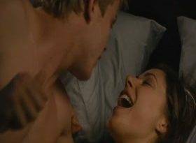 Amanda Crew Sex Scene on fanspics.com