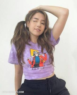 Pokimane twitch sexy album on fanspics.com