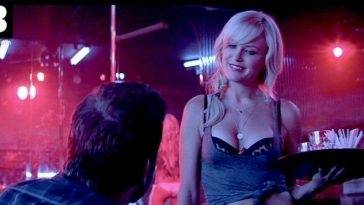 Malin Akerman Sexy (6 Pics) on fanspics.com