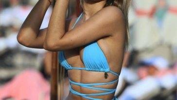 Kimberley Garner Shows Off Her Sexy Bikini Body on fanspics.com