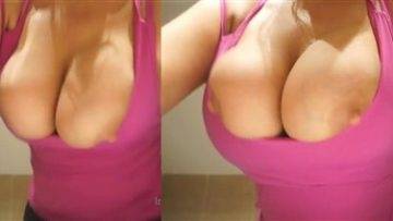 Imogenk  Big Boobs Bouncing Porn Video on fanspics.com