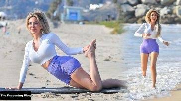Farrah Abraham Starts Off The New Year with Some Yoga on the Beach in Santa Monica on fanspics.com